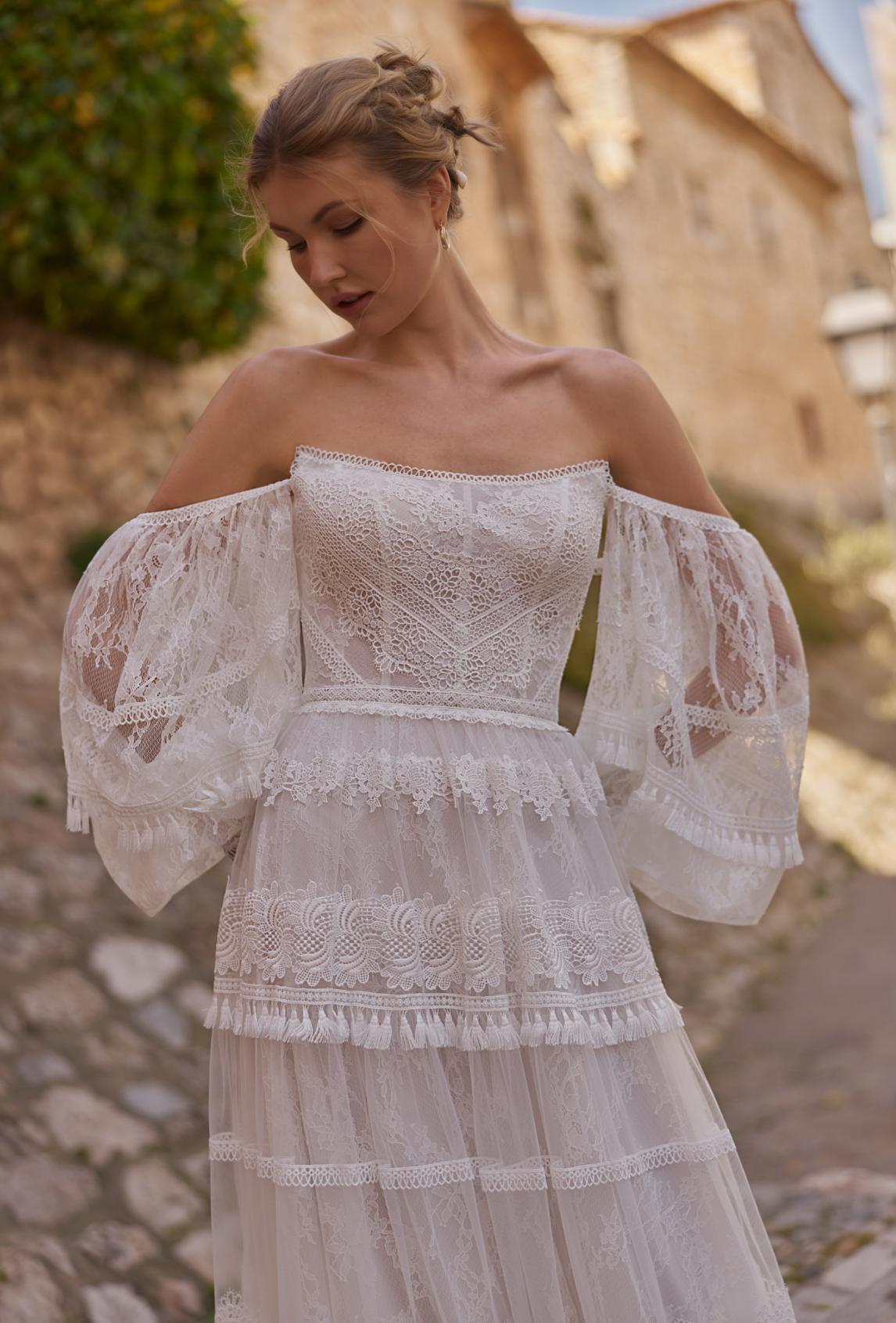 Photo from the collection ARIAMO BOHO